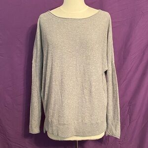 Vince Heather Gray Wool/Silk Blend Knit Top. Size S.